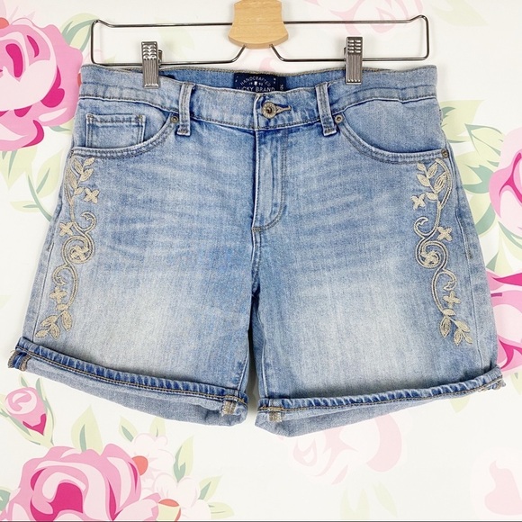 Lucky Brand Pants - Lucky Brand Light Wash The Roll Up Boho Embroidered Denim Jean Shorts 26
